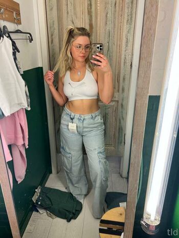 Daisy Darling VIP