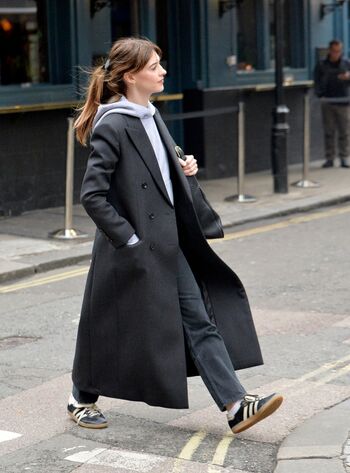 Daisy Edgar-Jones