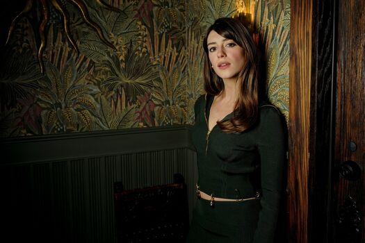 Daisy Edgar-Jones