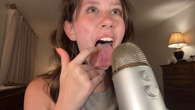 Dakota B ASMR