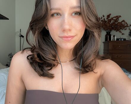 Dakota B ASMR
