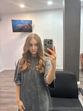 dana_mellow