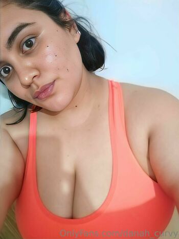 danah_curvy