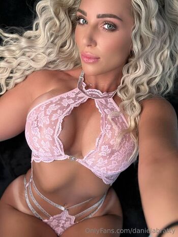danielabratty