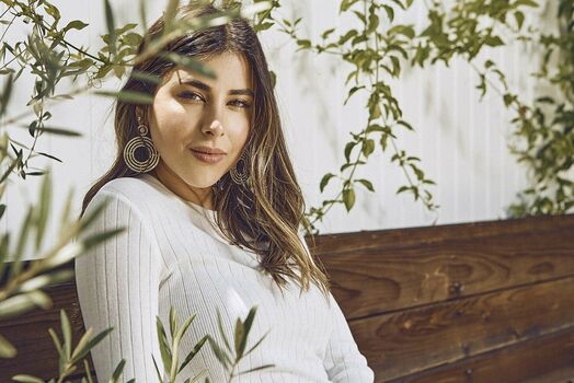 Daniella Monet