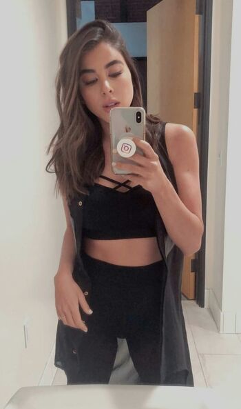 Daniella Monet