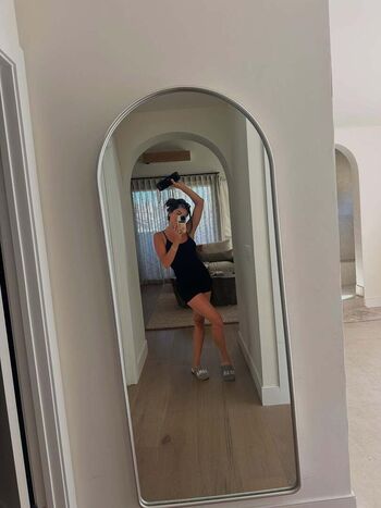 Daniella Monet