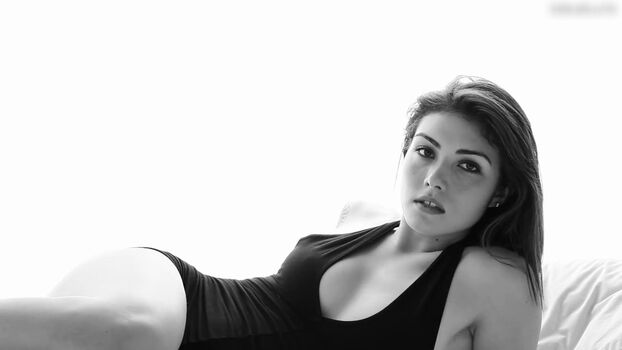 Daniella Pineda