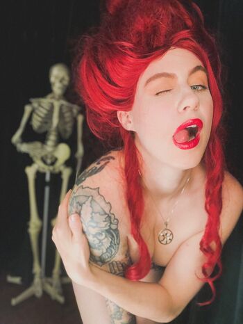 DanikaXIX