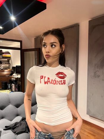 Danna Paola