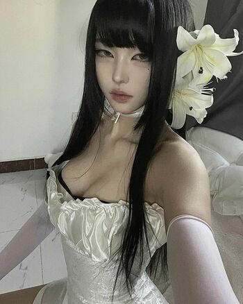 Daturakisses