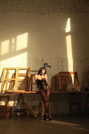 dear.iris