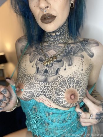 dee_louisexx