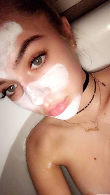 Delilah Belle Hamlin