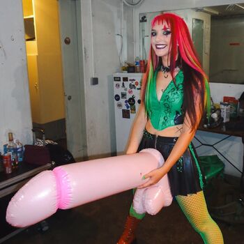 Delilah Bon