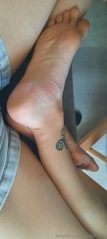 delilah_phy