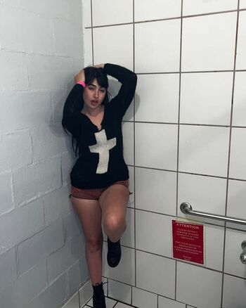 Delilah Raige