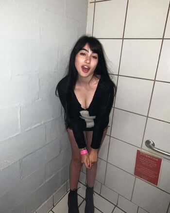 Delilah Raige