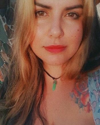 Delly Simoes