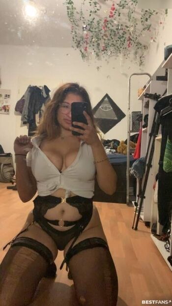 Dina03