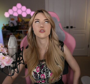 Dizzykitten