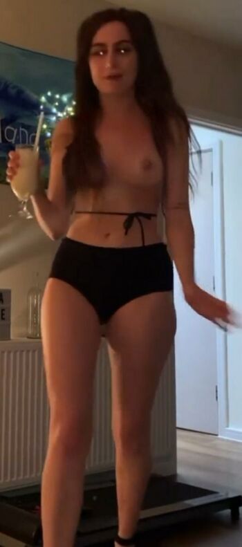 Dodie Clark