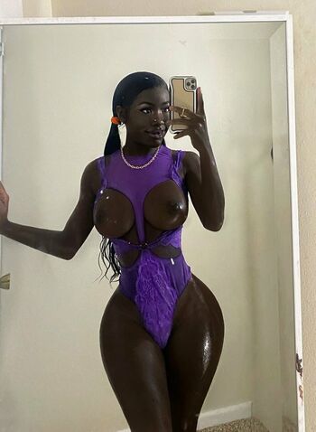 dollfacelazelle