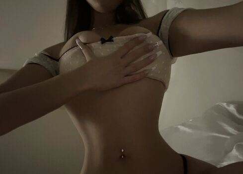 dollgirlfrnd