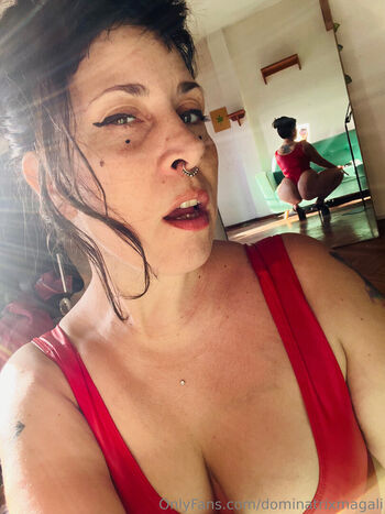 dominatrixmagali