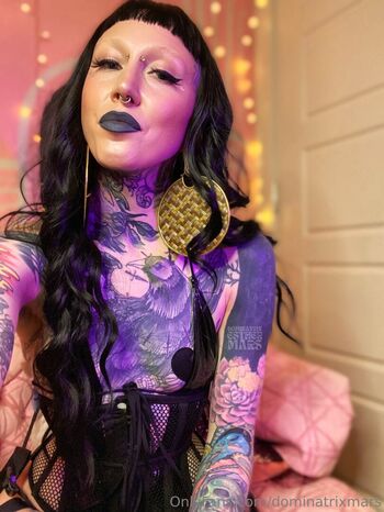 dominatrixmars