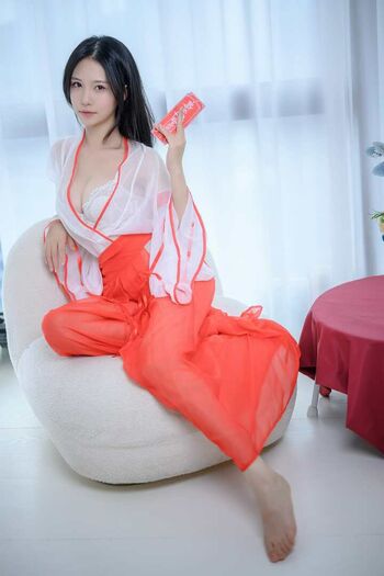 Dou Niang_li Shi 抖娘-利世