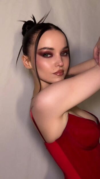 Dove Cameron