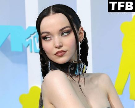 Dove Cameron