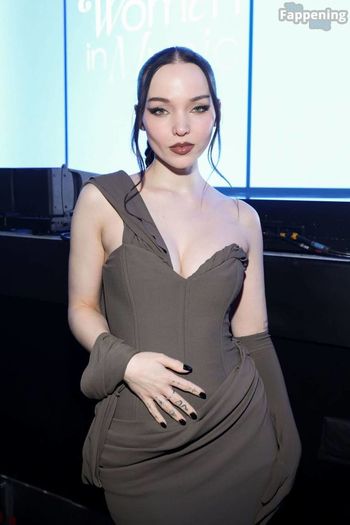 Dove Cameron