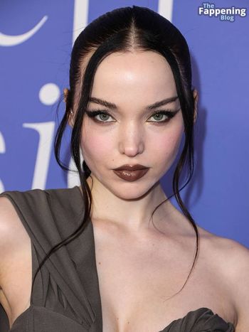 Dove Cameron