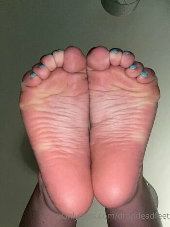 dropdeadfeet