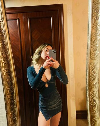 Ebrukzlyr