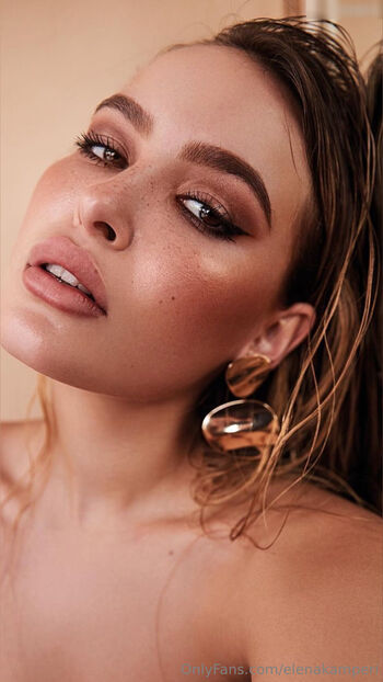 Elena Kamperi