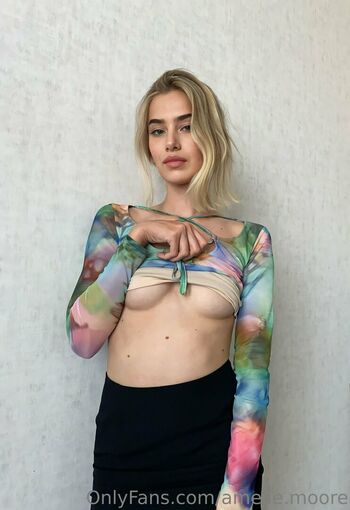 elisa_holt