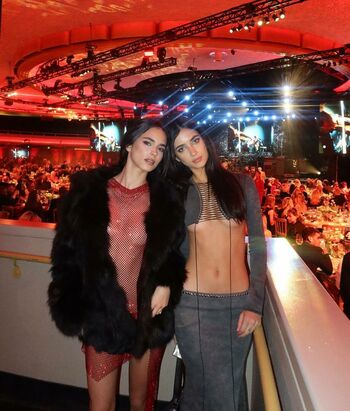 Elisa & Renne Herbert Twins