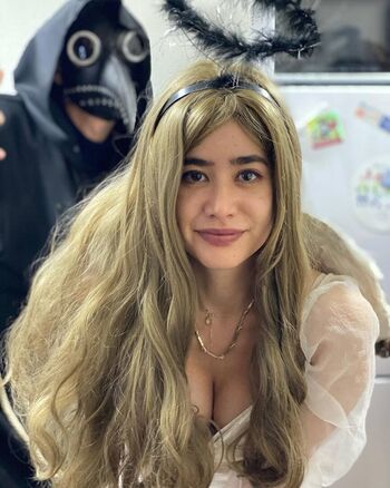 Elise ASMR