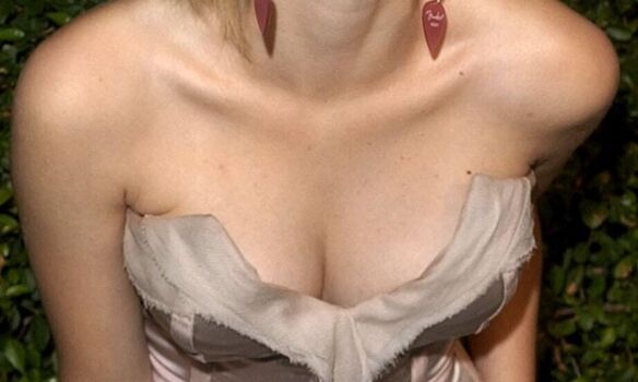 Elisha Cuthbert