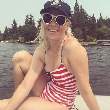 Elizabeth Banks