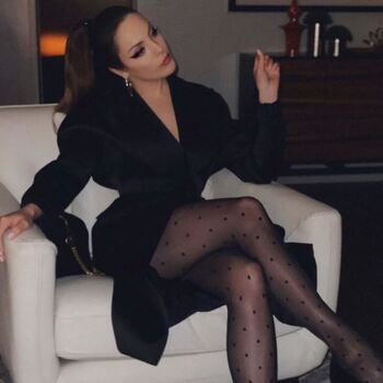 Elizabeth Gillies