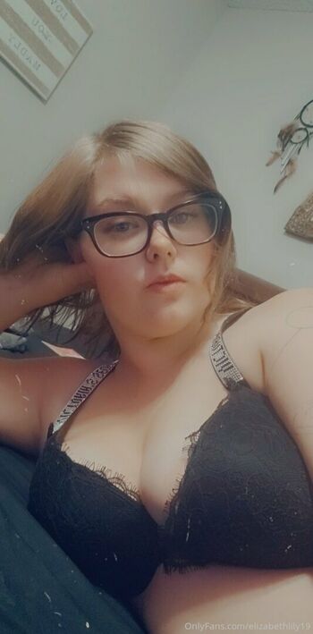 elizabethlily19