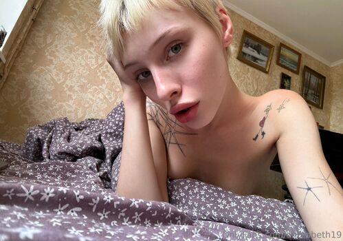 elizzabeth19