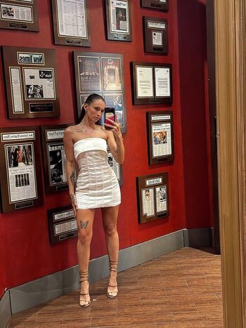 Ella Dime
