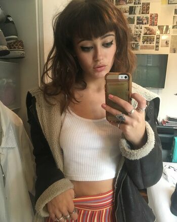 Ella Purnell