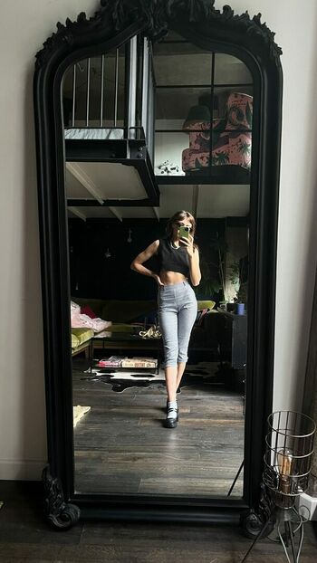 Ella Purnell