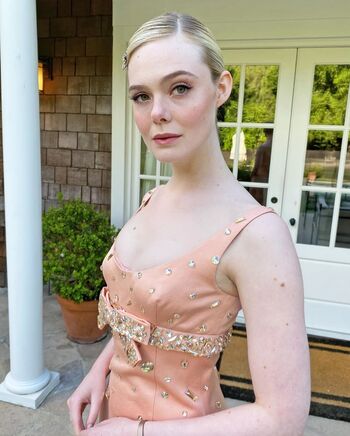 Elle Fanning
